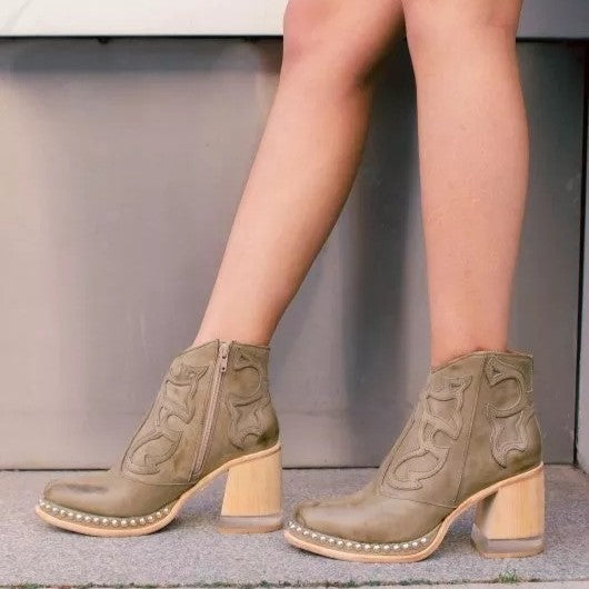 Hawthorne Boots